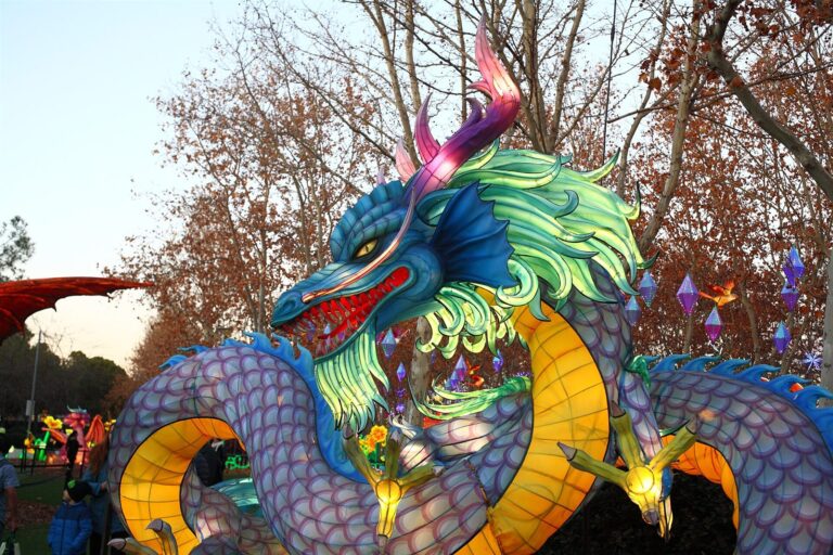 Dragón luminoso en Mágicas Navidades, Torrejón de Ardoz